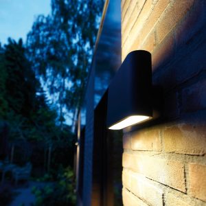 Solo Outdoor Wall Lamp