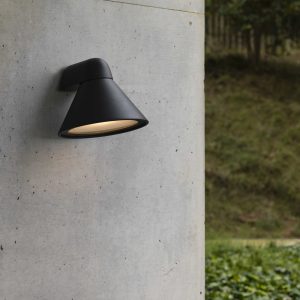 Pals Wall Lamp